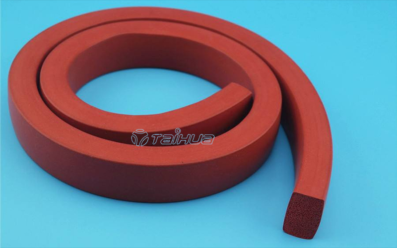 硅膠發(fā)泡條適用于哪些環(huán)境方面？